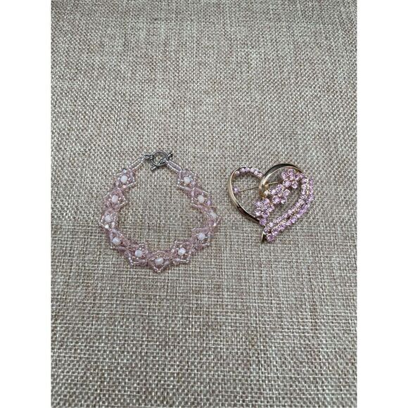 Valentines Bundle of 2 Pieces Pink Heart Broach pink Beaded Bracelet - Picture 8 of 8